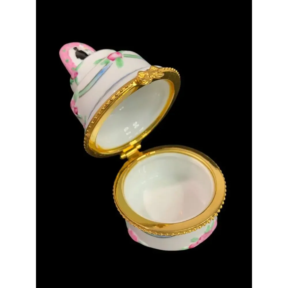 Porelain Hinged Trinket Ring Box Tiered Wedding Cake Bridal 3.2